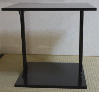 而妙斎好 真塗四方棚です。漆黒の黒色が美しい棚です 販売買取京都