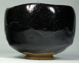 抹茶茶碗高台寺窯の黒茶碗です。ねねが晩年を過ごした寺【茶道具からき】通販買取京都